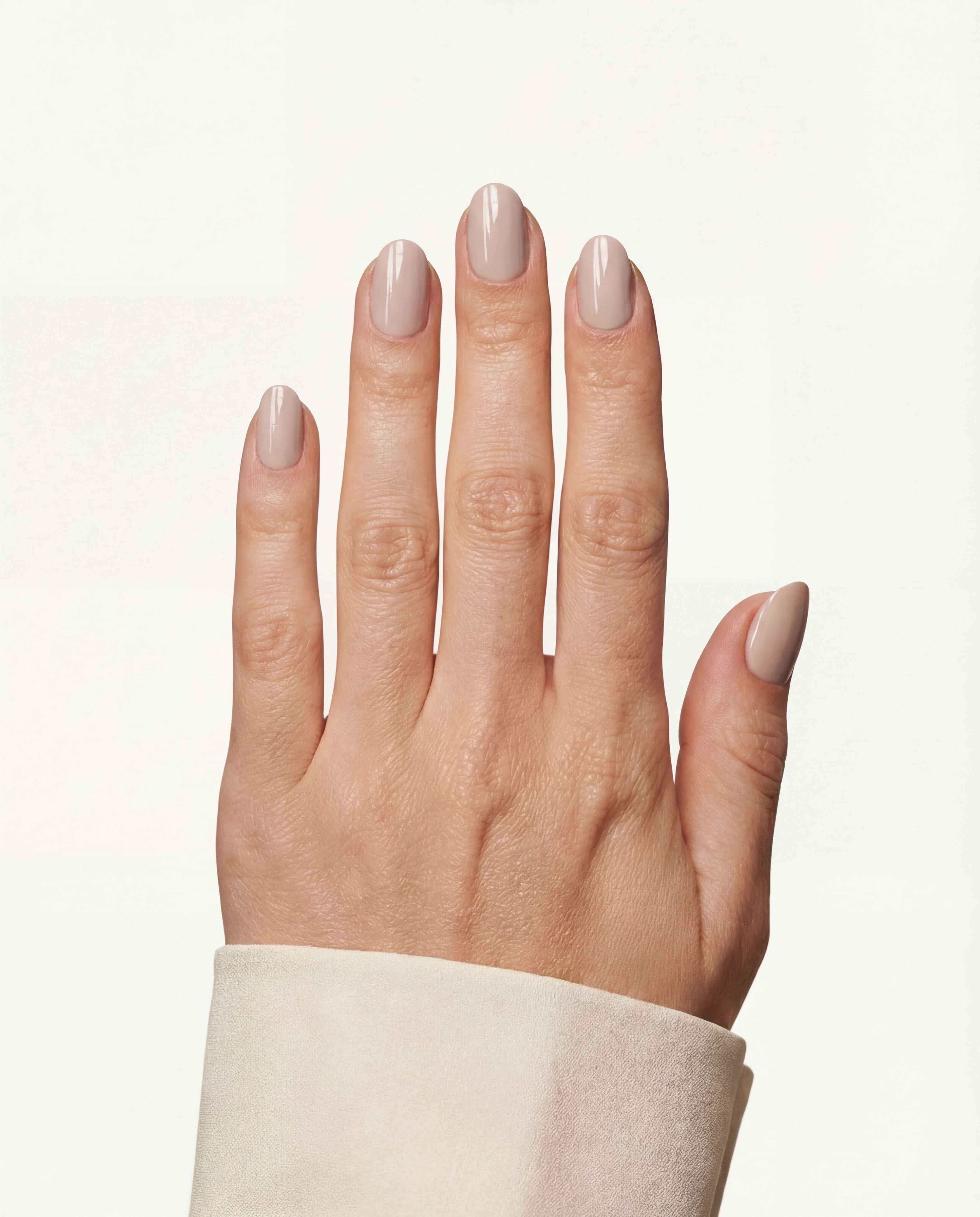 J·04 — Nude Greige · Short Oval