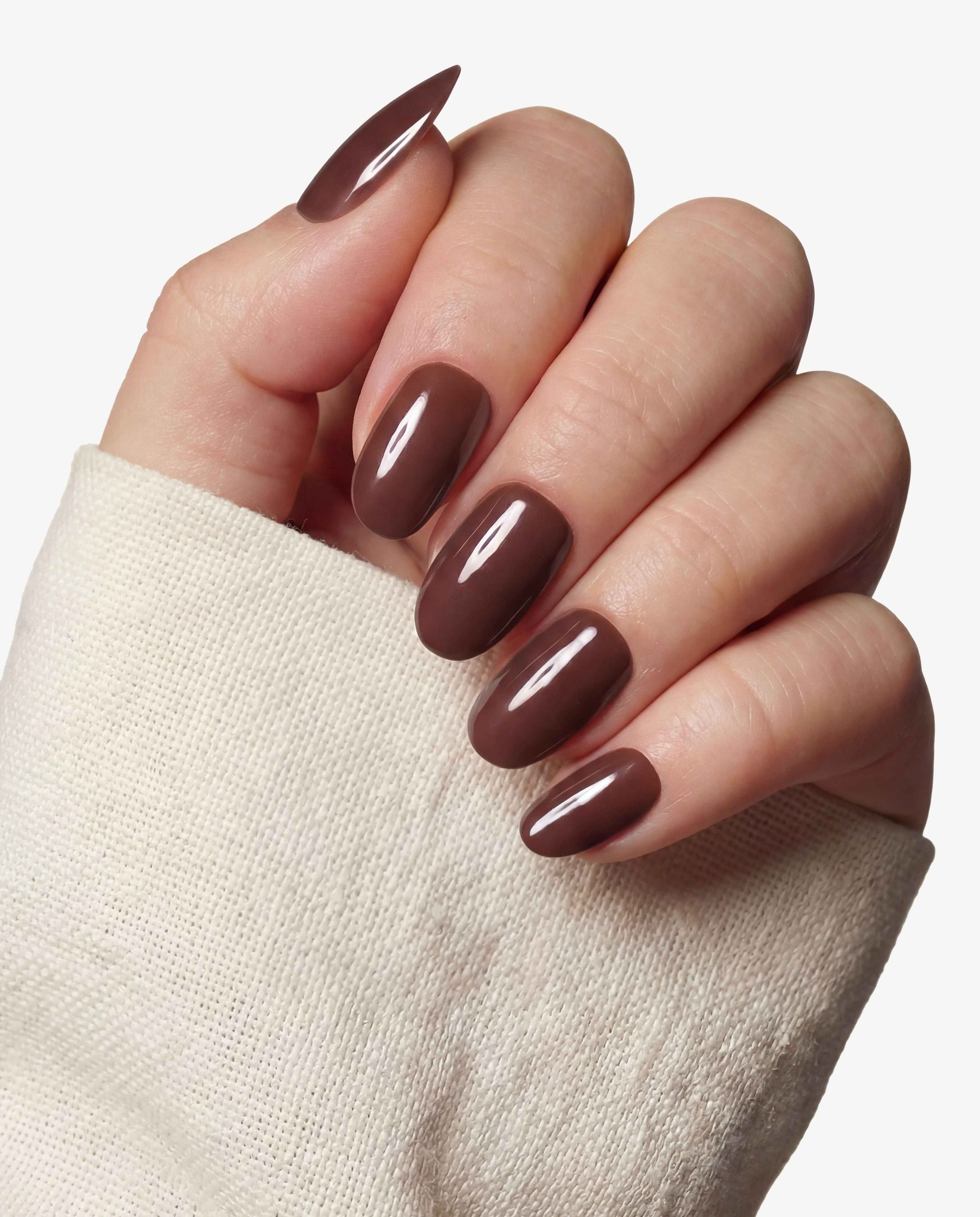J·05 — Dark Mocha · Short Oval