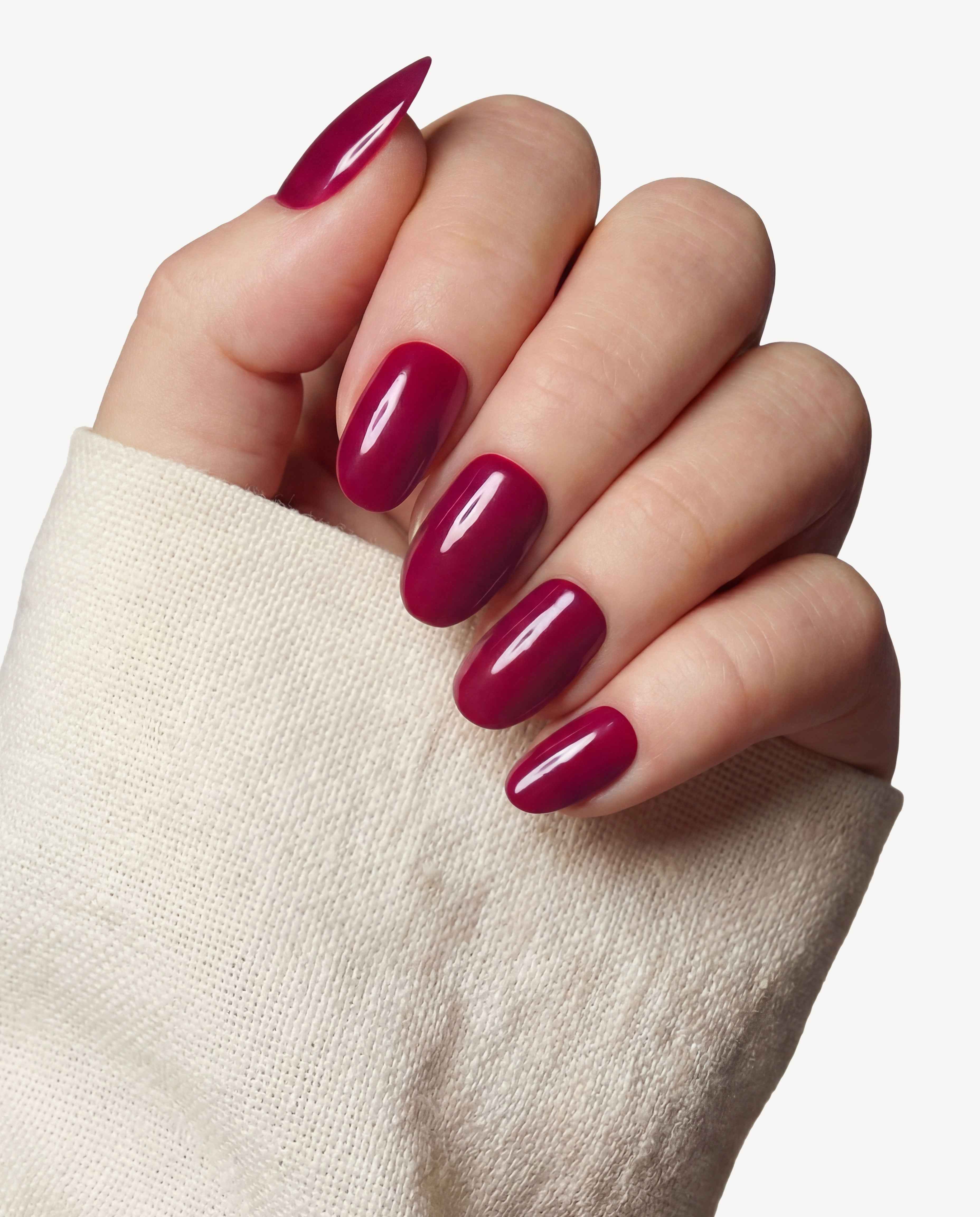 J·06 — Berry Red · Short Oval